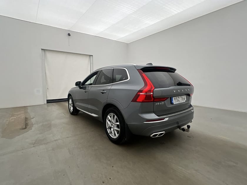 Bild 5 av Volvo XC60 D5 AWD  235hk Inscription VOC Värmare Drag 360°