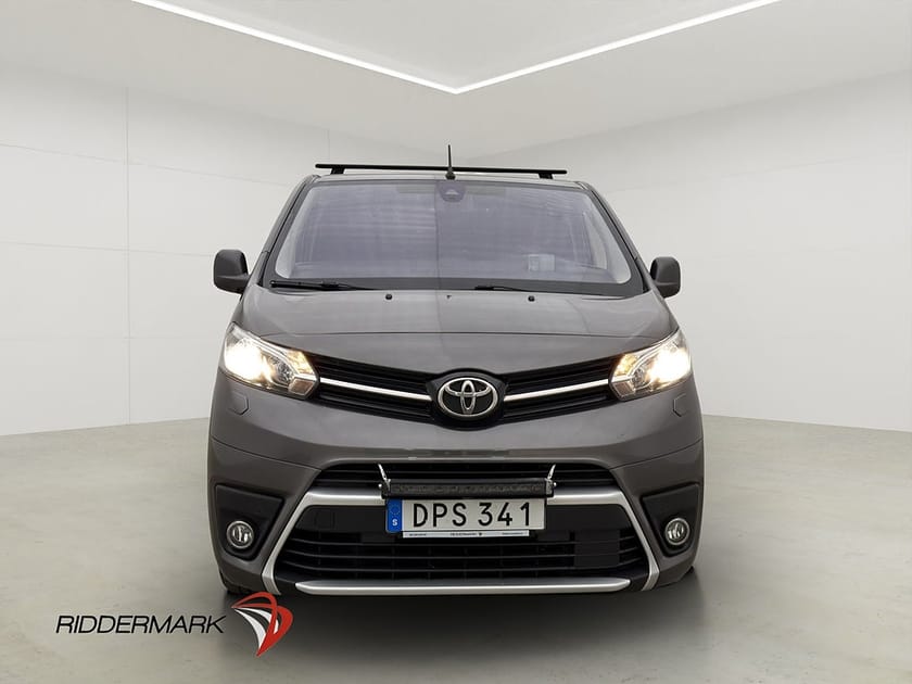 Bild 5 av Toyota Proace L2 177hk Värmare HUD B-Kamera 3-Sits Drag Moms