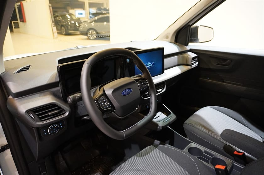 Bild 2 av Ford E-Transit Courier