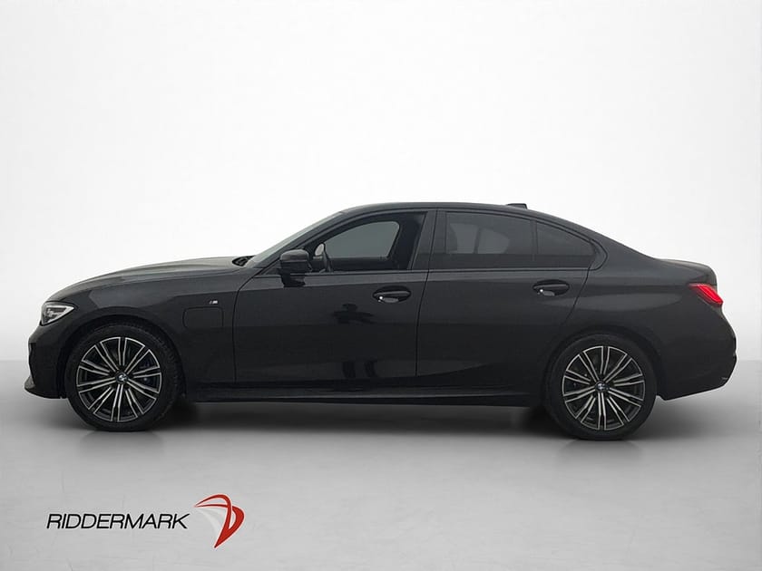 Bild 4 av BMW 330e Sedan 292hk M Sport Navi Värmare Adaptiv-farth Drag