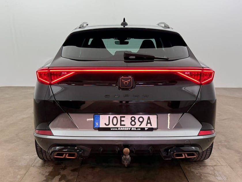 Bild 5 av CUPRA Formentor VZ e-Hybrid 245hk 360-kamera Carplay Dragkrok