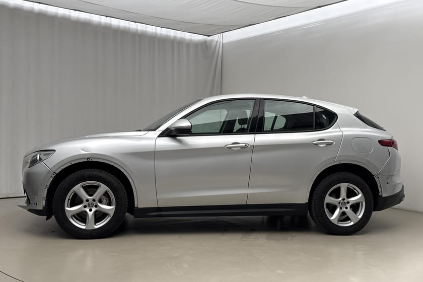 Bild 2 av Alfa Romeo Stelvio 2.2 D AWD (210hk) Super, Komfortpaket