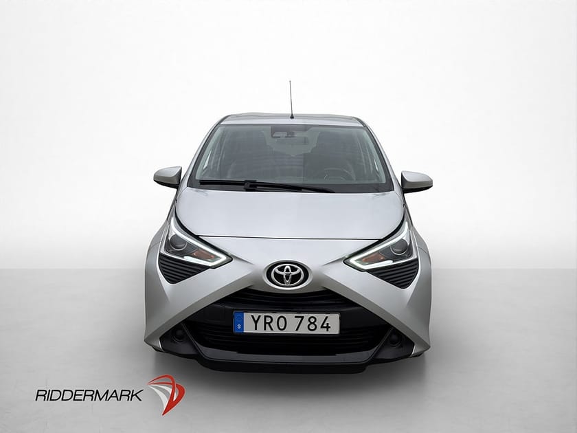 Bild 2 av Toyota Aygo 1.0 VVT-i 72hk 1 Brukare Backkamera Lane Assist