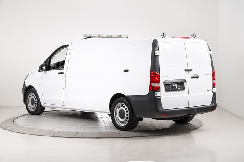 Bilde 3 av Mercedes-Benz Vito 116 CDI 4x4 3.2t A3 4MATIC aut Auksjon! Les Tekst!