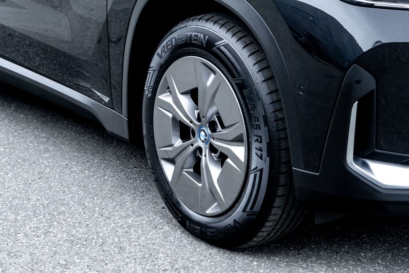 Bilde 3 av BMW iX1 xDrive30 H.feste/El.seter/HeadUP/H&K++