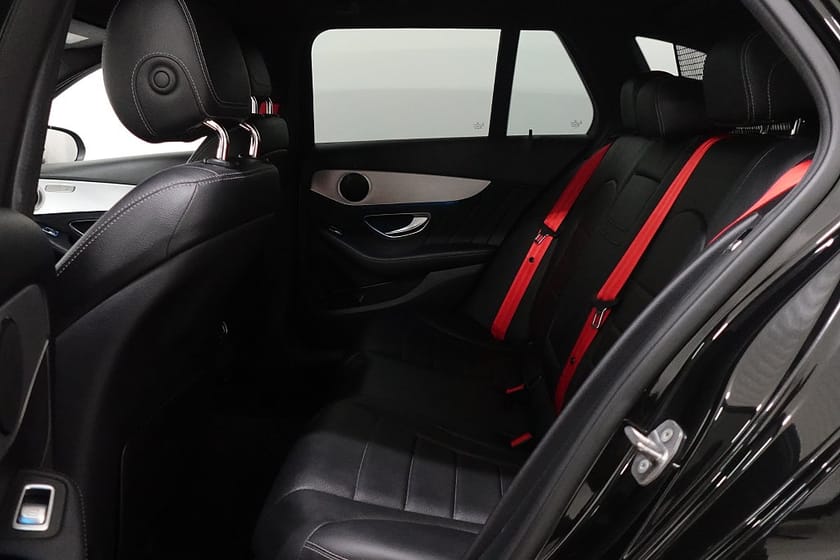 Bild 4 av Mercedes-Benz C 220 T d 4MATIC 9G-Tronic AMG Line Drag D-Värme Farthål