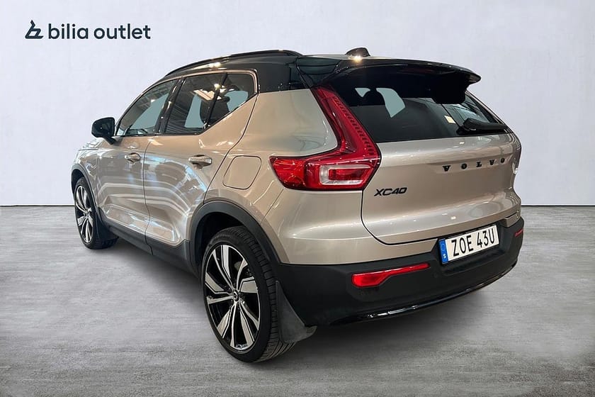 Bild 3 av Volvo XC40 Recharge Single Motor Extended Range Ultimate Dragkrok Panorama Nav