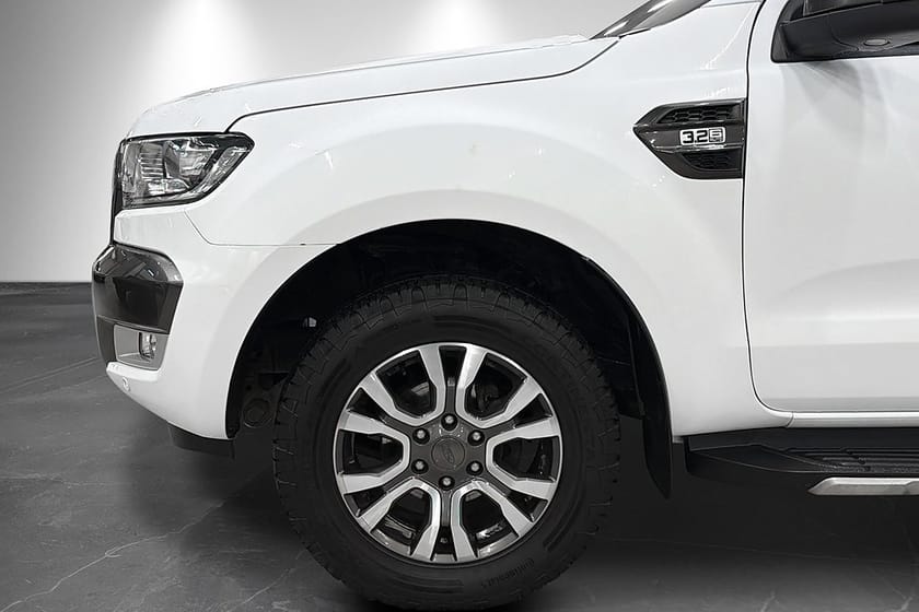 Bild 2 av Ford Ranger Dubbelhytt Wildtrak 3.2 TDCi 4x4 SelectShift Moms Drag Lock Adapt