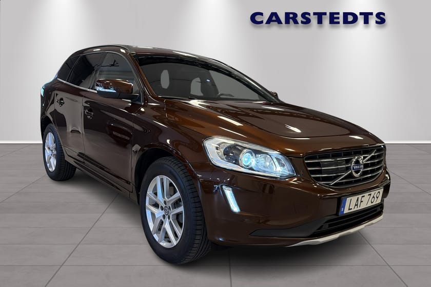 Bild 1 av Volvo XC60 D4 AWD Classic Momentum D-Värmare Pano Kamera