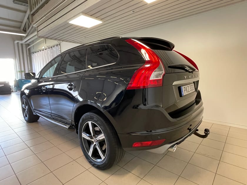 Bild 3 av Volvo XC60 D4 AWD Classic R-Design Nav Backkamera Drag