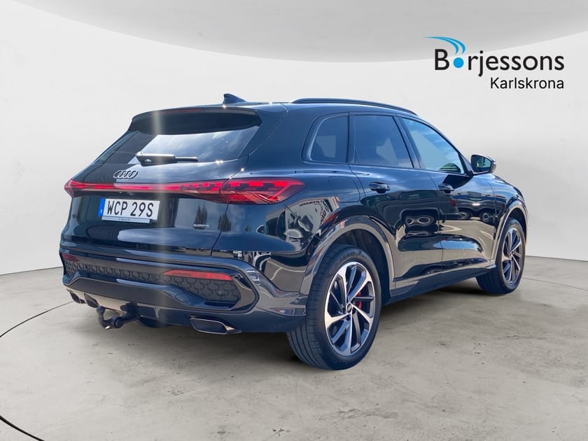 Bild 3 av Audi Q5 e-hybrid quattro S-Line Tech-plus, Drag, Matrix