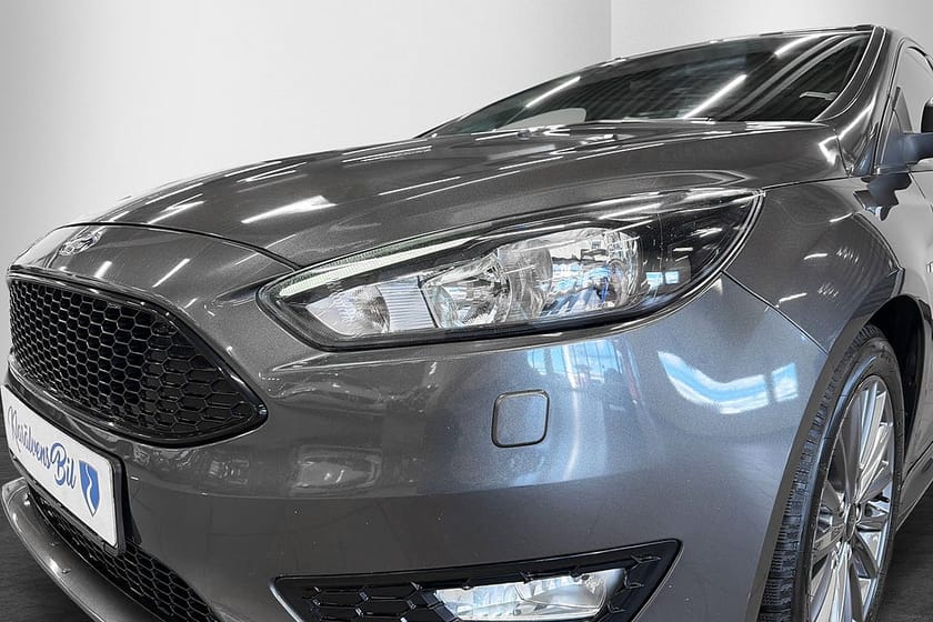 Bild 3 av Ford Focus Kombi 1.0 EcoBoost ST-Line Euro 6 (125hk) Blåtand | Pdc