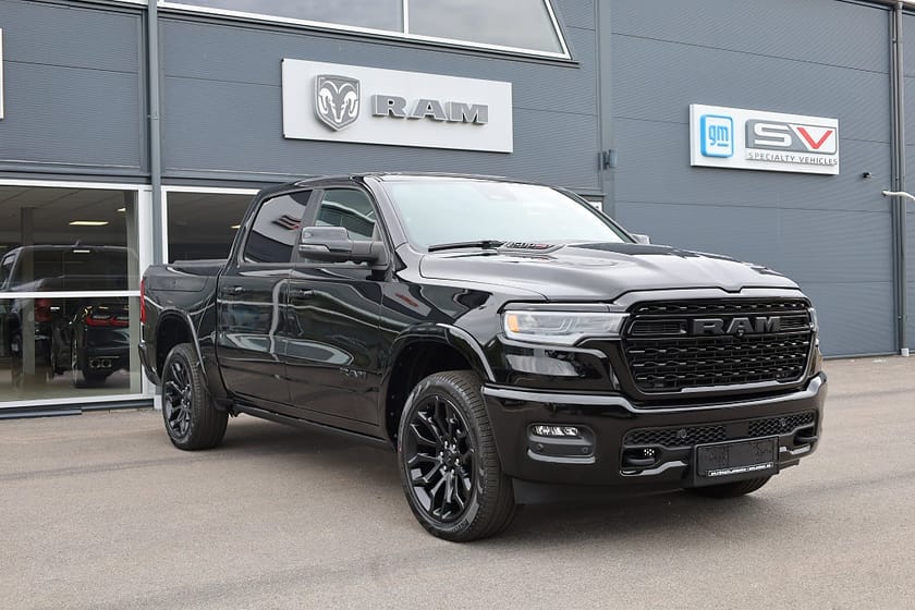 Bild 3 av RAM 1500 RHO Dodge Crew Cab Limited Night RAMBOX 548hk