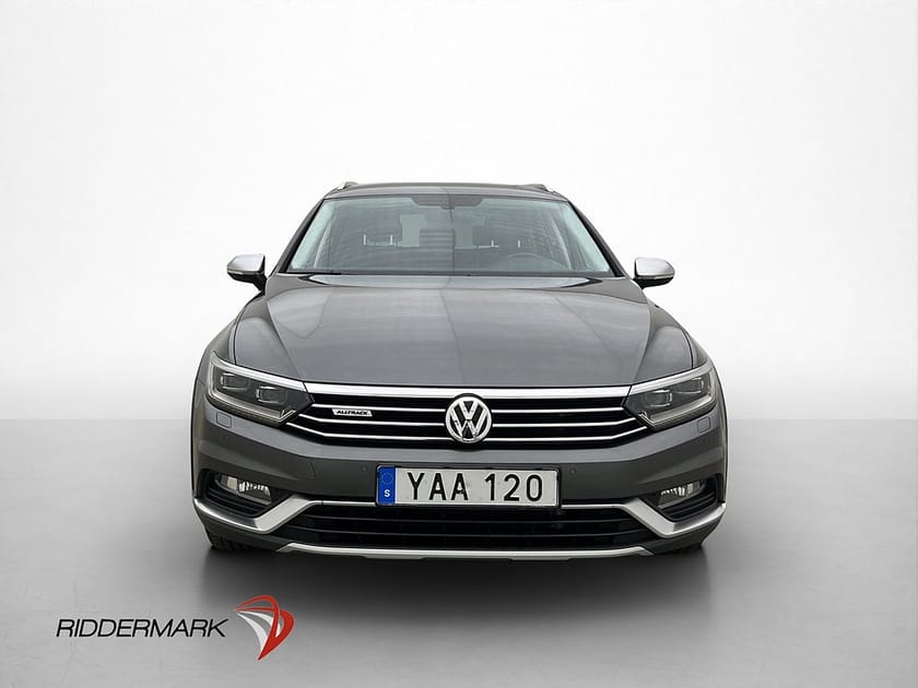 Bild 2 av Volkswagen Passat Alltrack 2.0 TDI 4M Cockpit B-Kamera Skinn