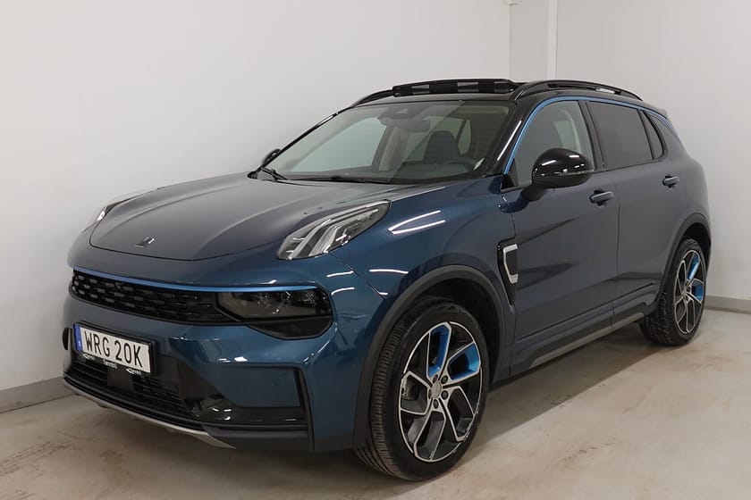 Bild 3 av Lynk & Co 01 PHEV DCT Euro 6 Pano Adap-F Ambient 360° Infinity