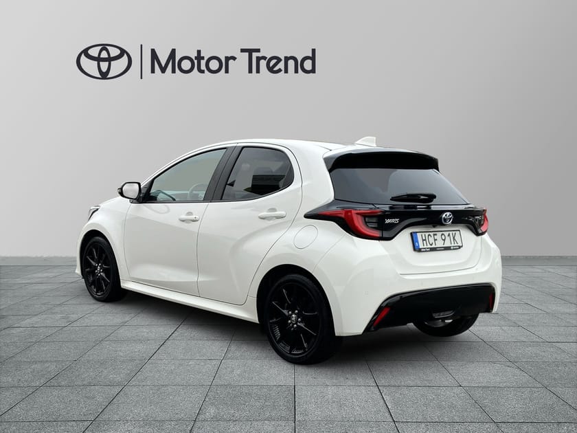 Bild 2 av Toyota Yaris Hybrid 1,5 5D STYLE SÄKERHETSPAKET V-hjul