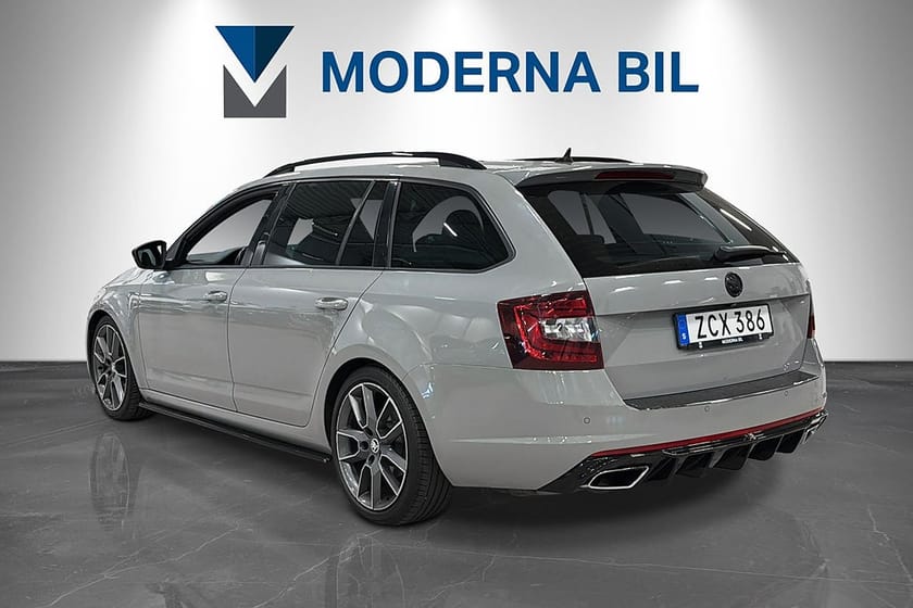 Bild 4 av Škoda Octavia Kombi Skoda 2.0 TDI RS 184hk 4x4 DSG Adaptiv B-Kam Navi Drag