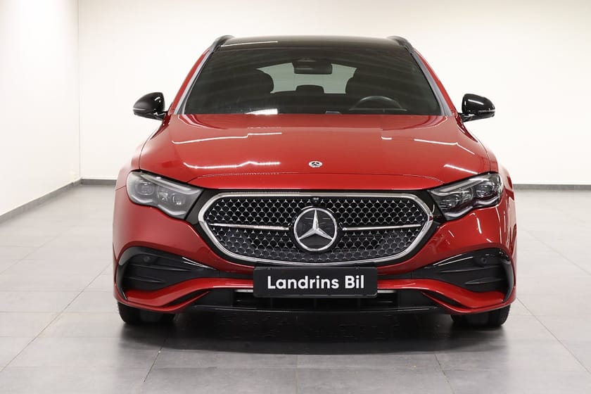 Bild 2 av Mercedes-Benz E 300 de 4MATIC T