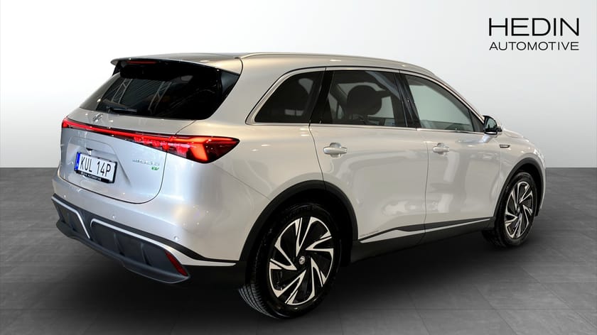 Bild 2 av MG S6 EV Dual Motor MGS6 LUXURY AWD 77KWH (BLACK) - COSMIC SILVER