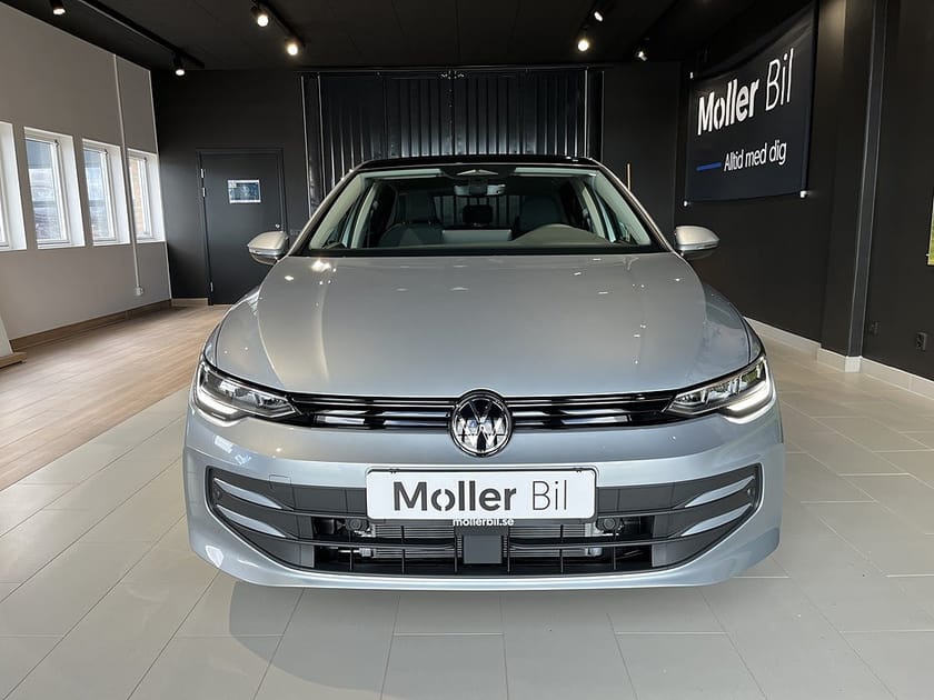 Bild 2 av Volkswagen Golf eHybrid LIFE 204 HK DSG6