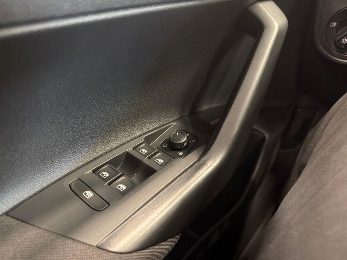 Volkswagen Volkswagen Polo — bild 12