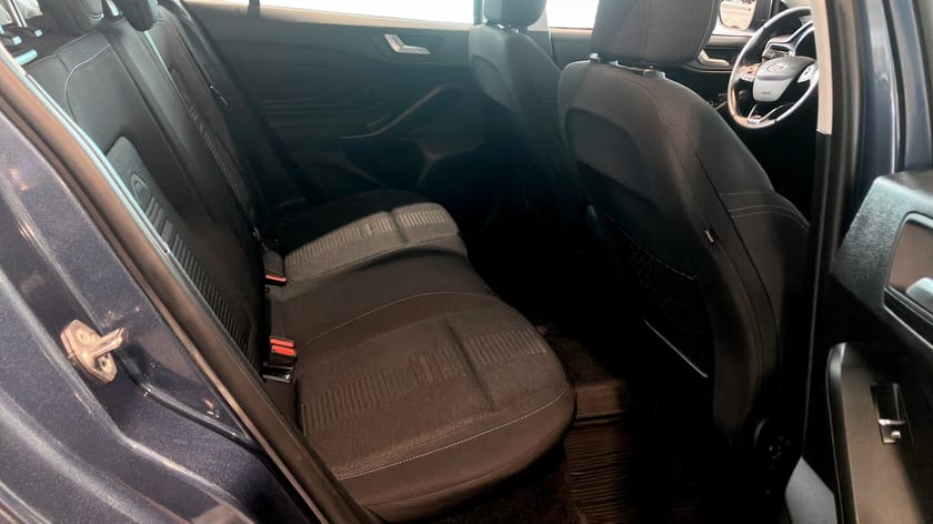 Bild 5 av Ford Focus Active Kombi 155HK Mildhybrid / V-Hjul
