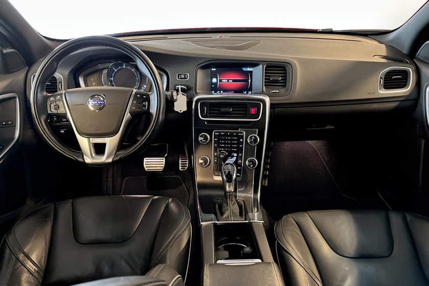 Bild 4 av Volvo V60 D4 S/S R-Design Business E PRO