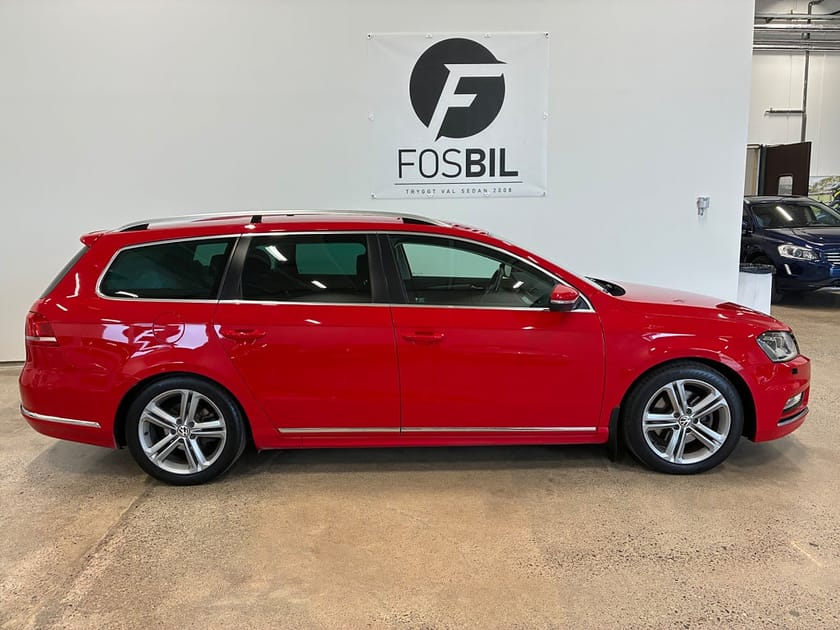 Bild 3 av Volkswagen Passat Variant 2.0 TDI 4M R-Line Värmare Drag Skinn Aut Backkamera SoV