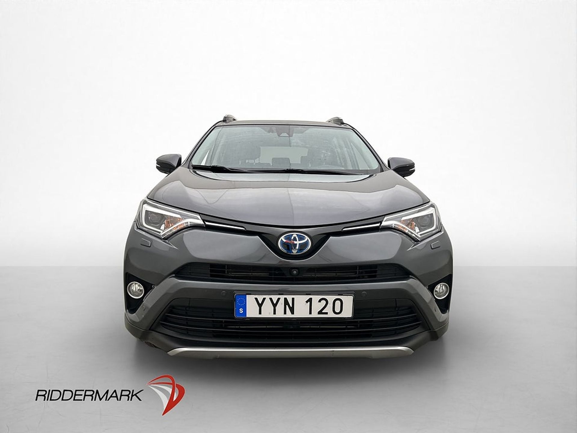 Toyota RAV4 2017, photo 2/10