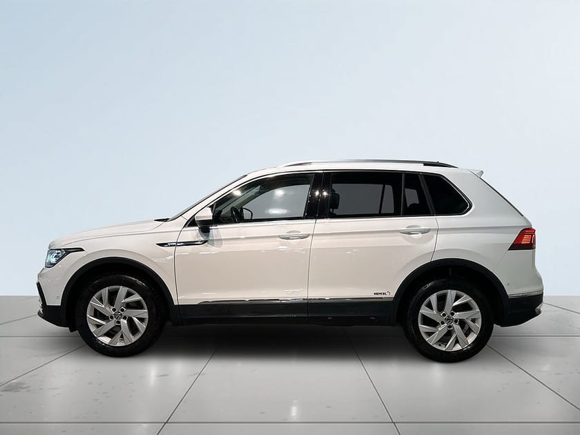 Bild 4 av Volkswagen Tiguan 2.0 TDI DPF 4M Elegance Drag Dvärm Kamera GPS SoV MOMS
