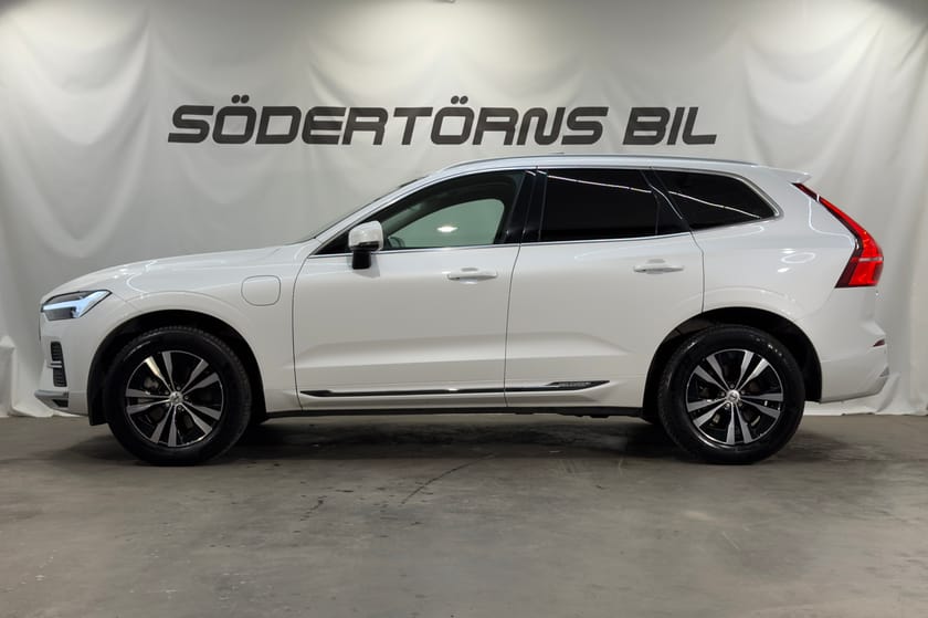 Bild 3 av Volvo XC60 RECHARGE T6 AWD CORE PANO DRAG KAMERA 1 BRUKARE MOMSBIL