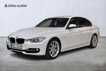 BMW 328i Sedan