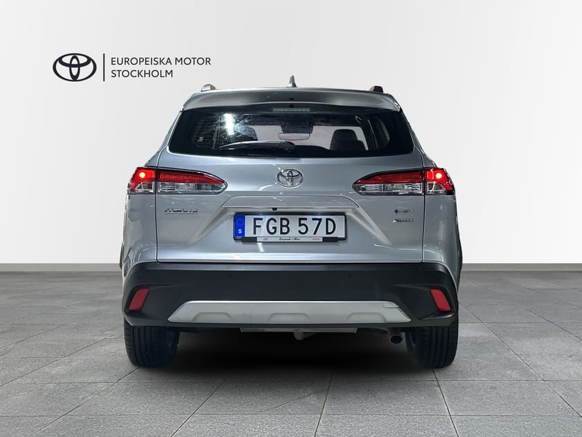 Bild 4 av Toyota Corolla Cross Hybrid AWD-i 2,0 ACTIVE PLUS V-HJUL P-SENSORER