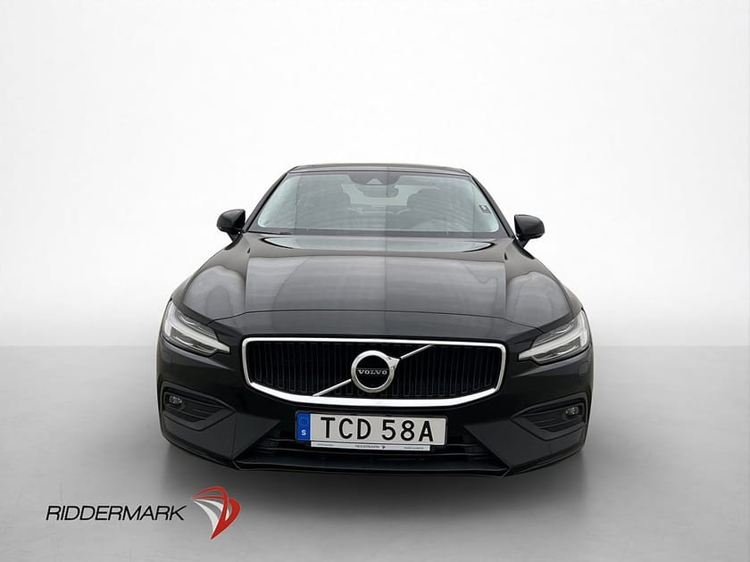 Bild 2 av Volvo S60 B4 197hk Momentum Värmare Kamera CarPlay VOC