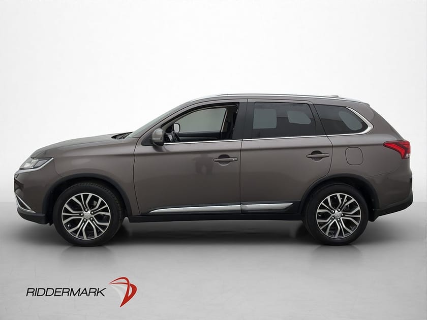 Bild 4 av Mitsubishi Outlander 2.0 MIVEC 7-Sits Kamera Adaptiv-Fart