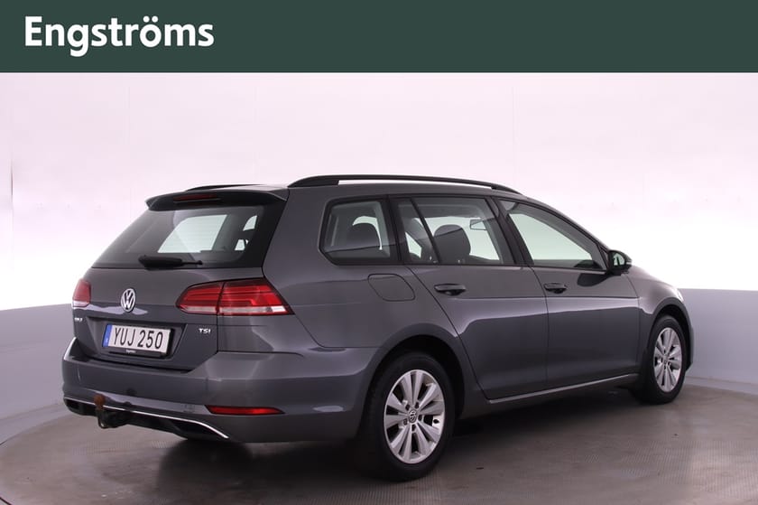 Bild 3 av Volkswagen Golf Sportscombi 1.0 TSI 110HK DSG7 Drag Backkamera