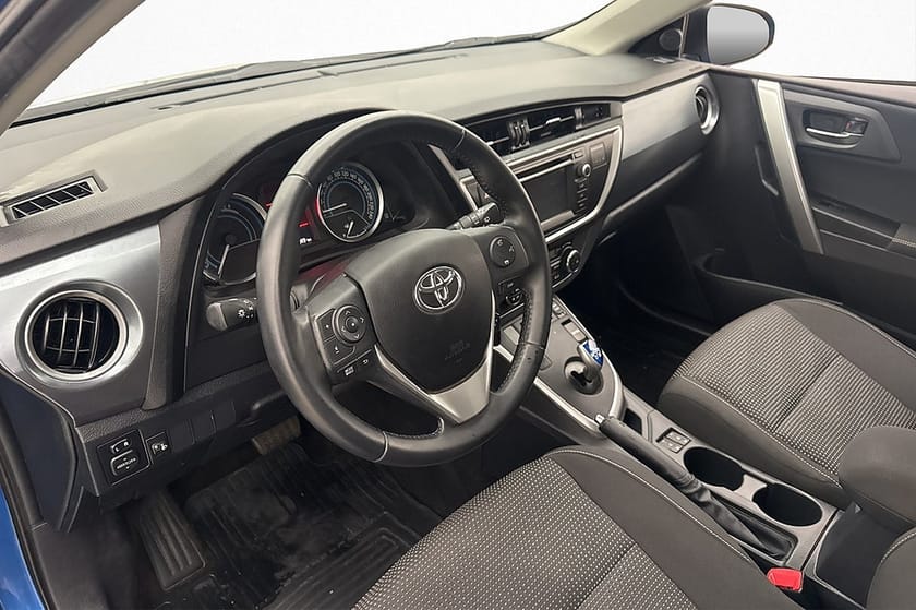 Bild 5 av Toyota Auris Hybrid e-CVT 136hk Active Backkamera 0.36 l/mil