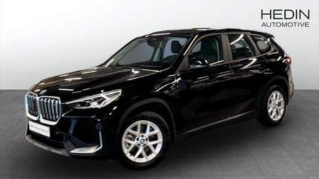 BMW iX1 xDrive30 Dragkrok Navi Backkamera