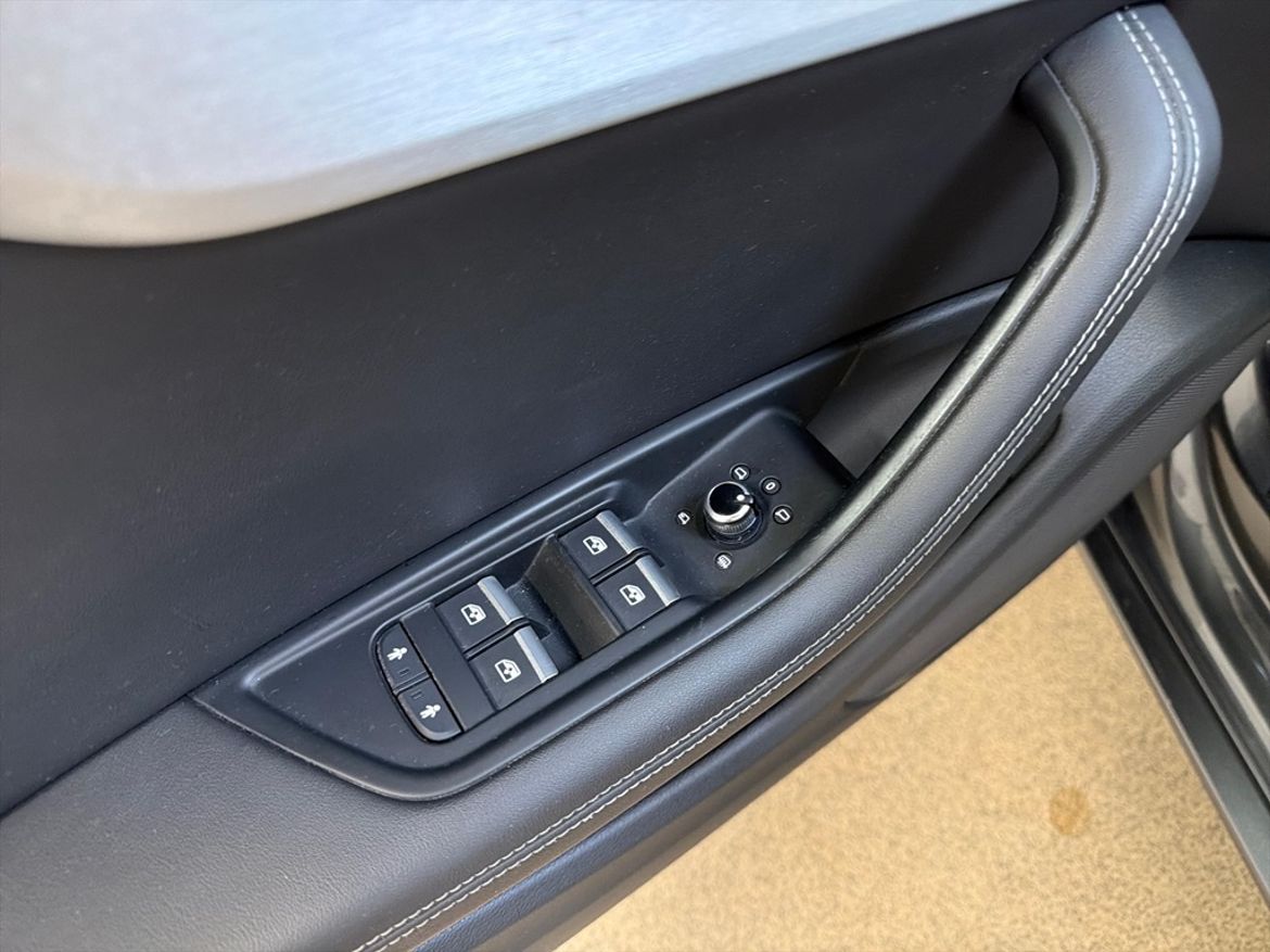 Audi Audi A4 Sedan — bild 16