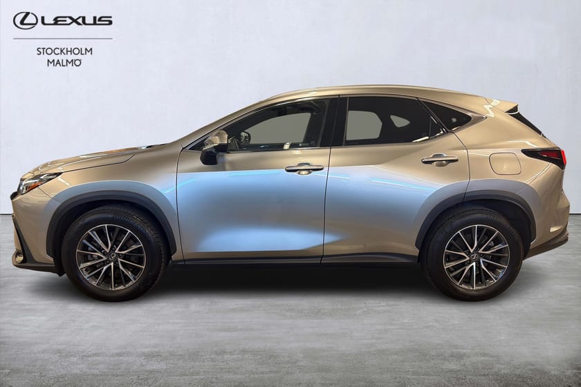 Bild 2 av Lexus NX 450h+ Executive Teknikpaket 309hk P-värm HUD 360° Navi