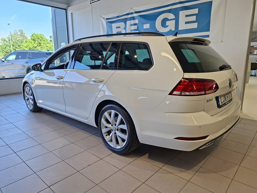 Bild 3 av Volkswagen Golf Sportscombi 1.4 TSI 150HK Drag Värmare Backkamera