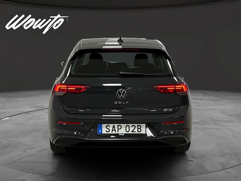 Bild 5 av Volkswagen Golf 1.5 eTSI DSG 150HK /Cockpit /Navi