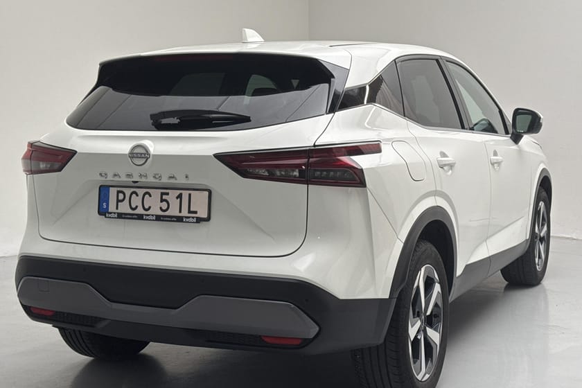 Bild 3 av Nissan Qashqai 1.3 MHEV (158hk) Tekna 360 kamera