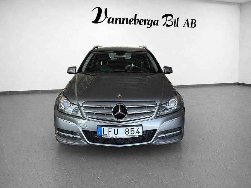Bild 2 av Mercedes-Benz C 180 T BE BlueEFFICIENCY Avantgarde Drag/Euro 5