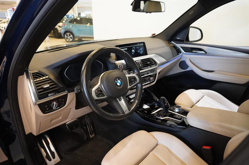 Bild 2 av BMW X3 xDrive30i xDrive 30i, M-Sport Paket, Skinn, Navigation, Drag, Panoramaglastak, El-Stolar Mm