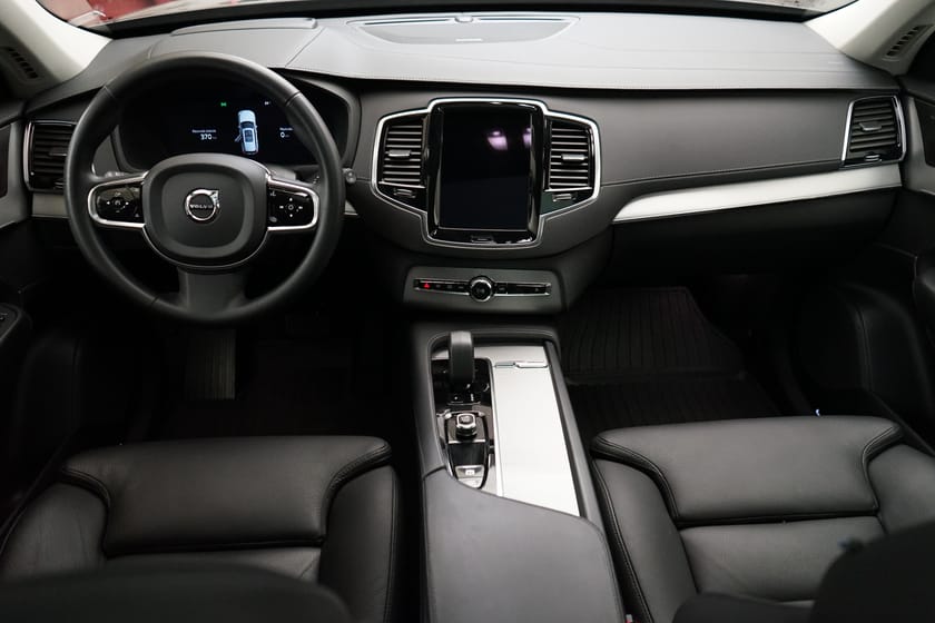 Bild 5 av Volvo XC90 7-seater Recharge T8 Ultimate Dark, Taklucka, Dragkrok, Navigation