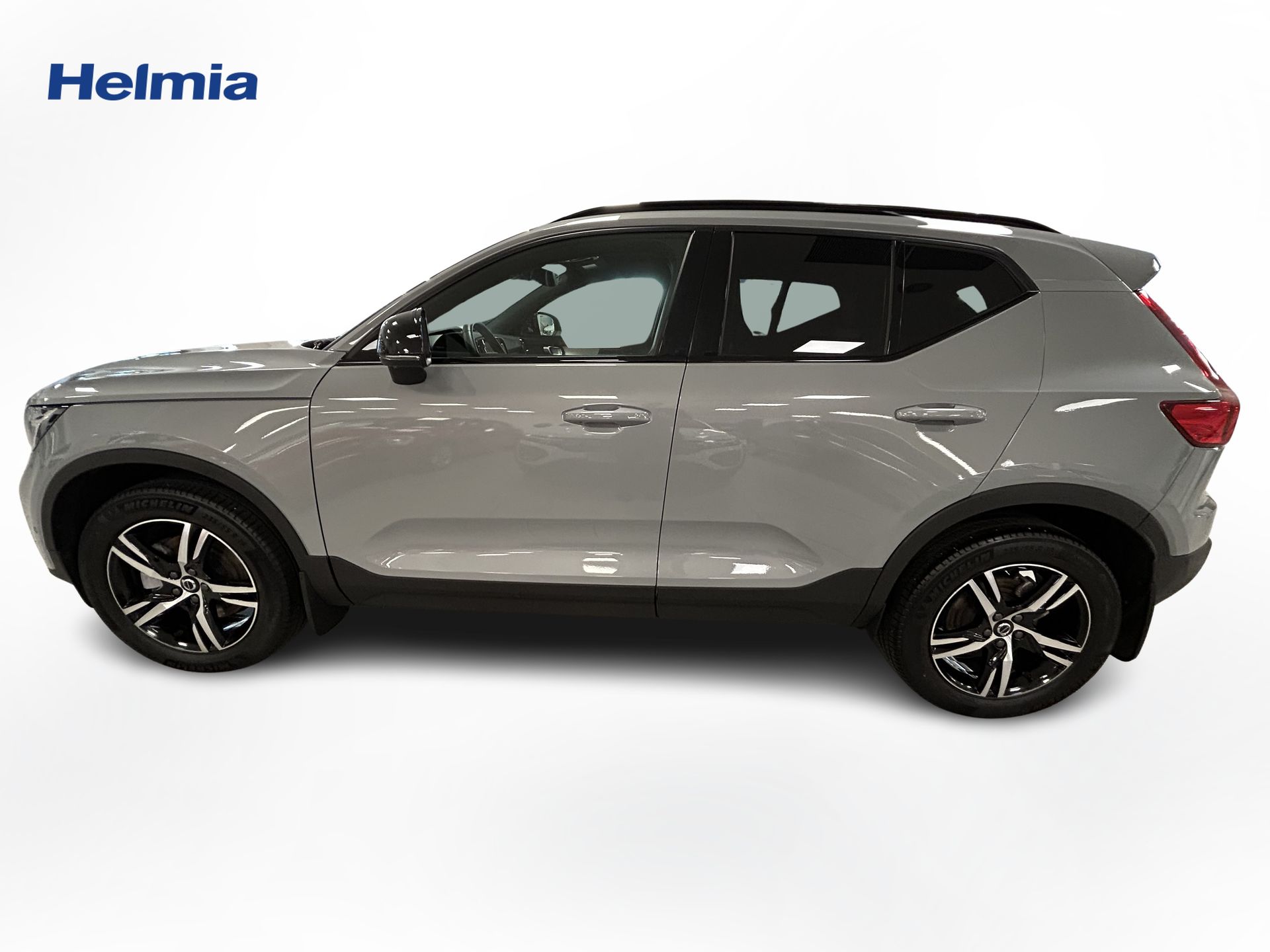 Volvo XC40 B3 FWD Bensin Plus Dark 2025, bild 2/10