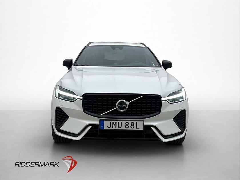 Bild 2 av Volvo XC60 Recharge T8 AWD R-Design Pano B&W Massage Drag