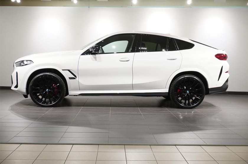 Bild 2 av BMW X6 M60i xDrive Innovation Drag DA Pro H K
