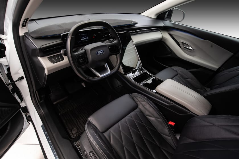 Bilde 5 av Ford Explorer EV Extended Range AWD Premium Ext.Range AWD, skinn, el.seter
